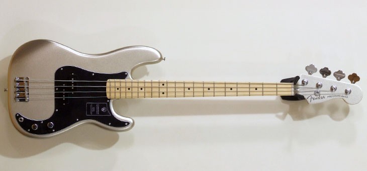 Fender - 75th Anniversary P bass